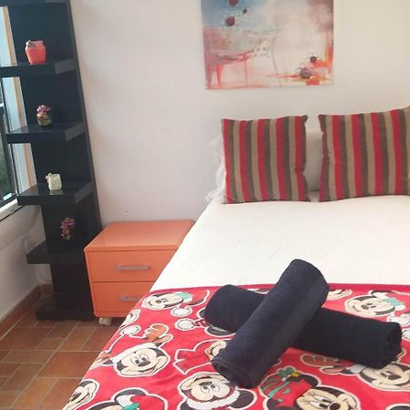 Apartamento En La Milla De Oro, A 100M De La Playa Apartment Marbella Bagian luar foto