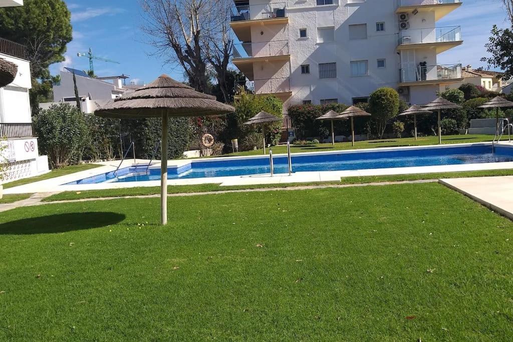 Apartamento En La Milla De Oro, A 100M De La Playa Apartment Marbella Bagian luar foto